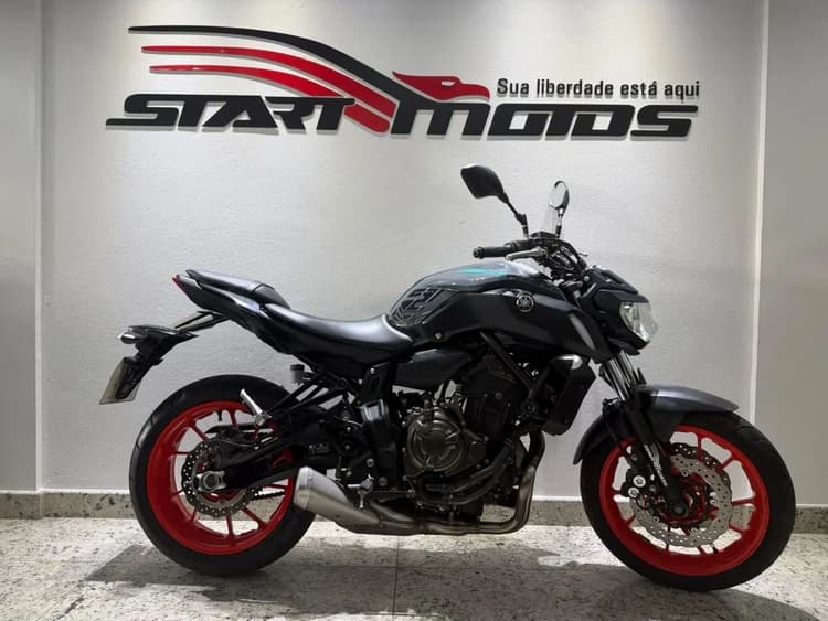 YAMAHA MT07 ABS 2023