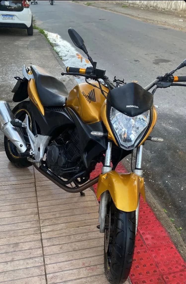 Cb 300r 
