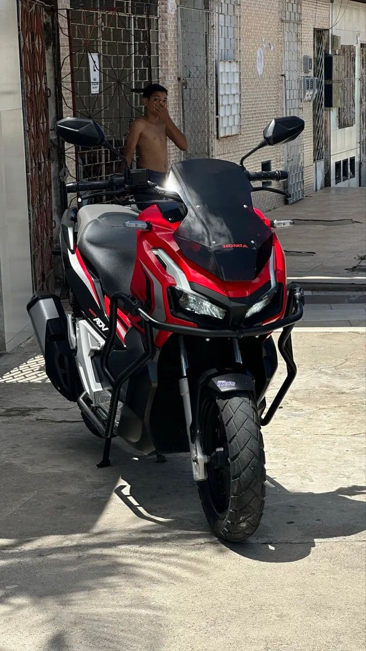 Honda ADV 150 2022 -VENDO OU TROCO
