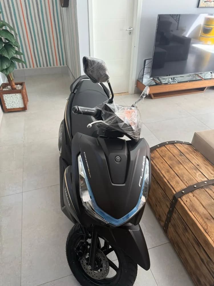 Yamaha fluo 0km 