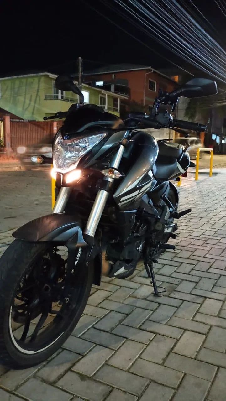 Bajaj dominar 200 impecável 