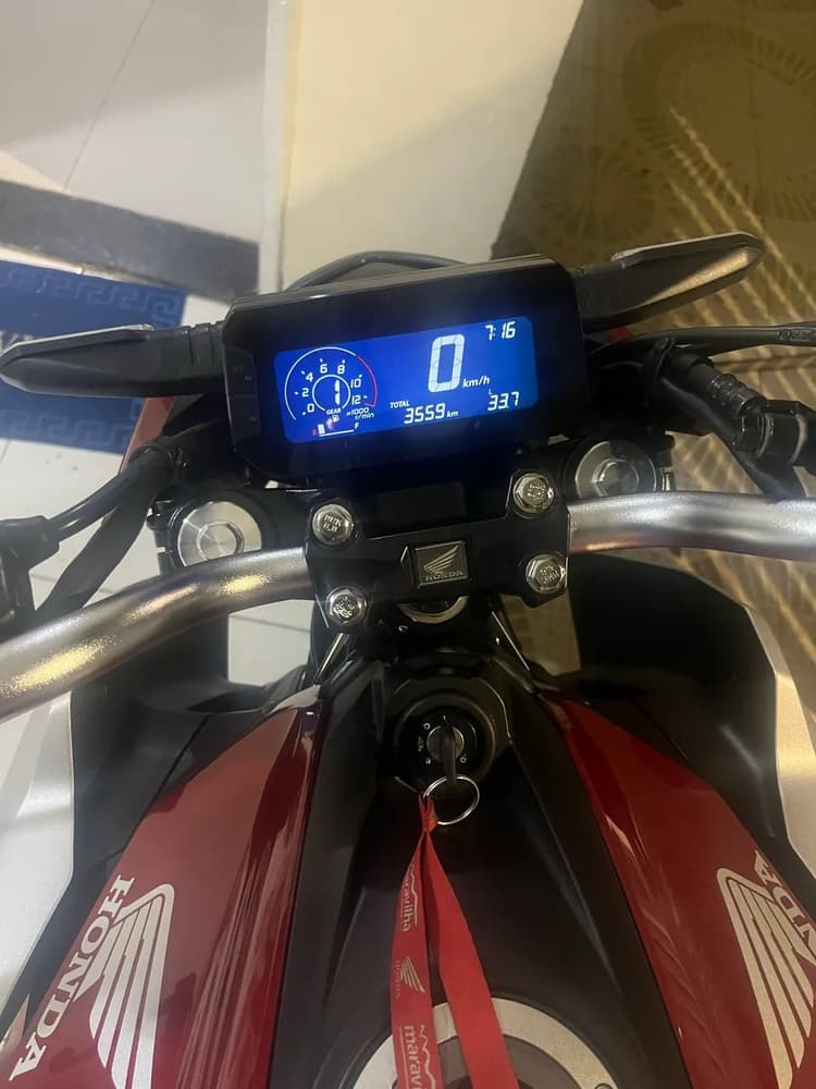 Cb twister 300f 