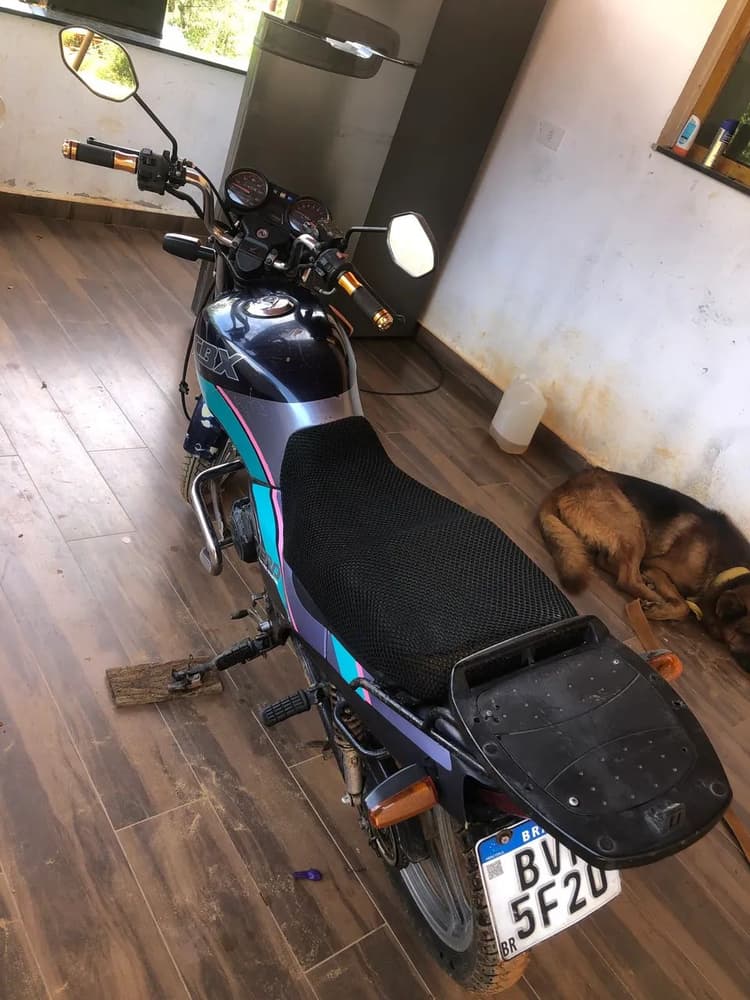 Moto CBX aero 150 