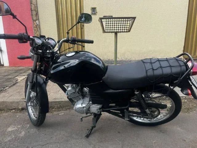 YBR 125 