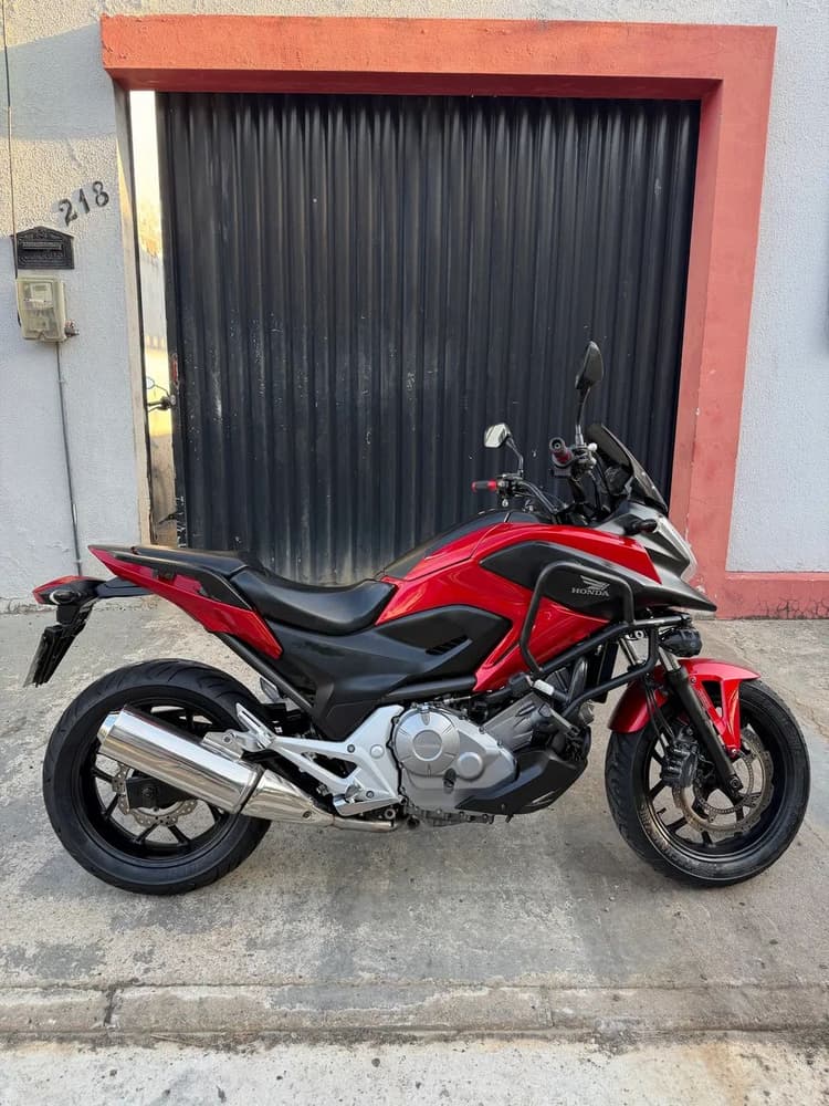 Vendo ou troco Nc 700x 2014 extra extra extra 
