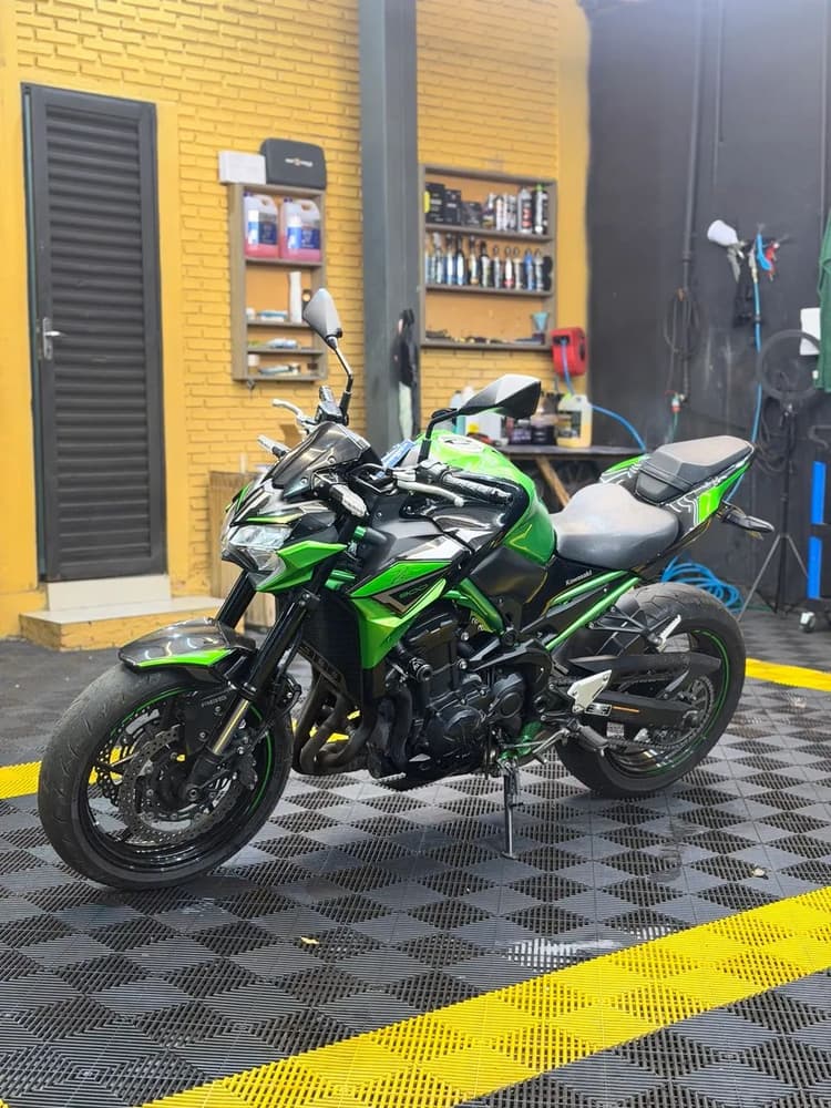Kawasaki z900