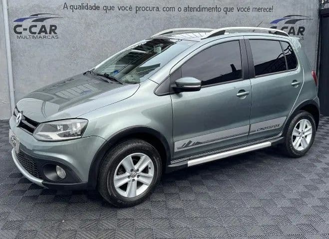 Volkswagen Crossfox 1.6 MI Total Flex 8V 5P 2011