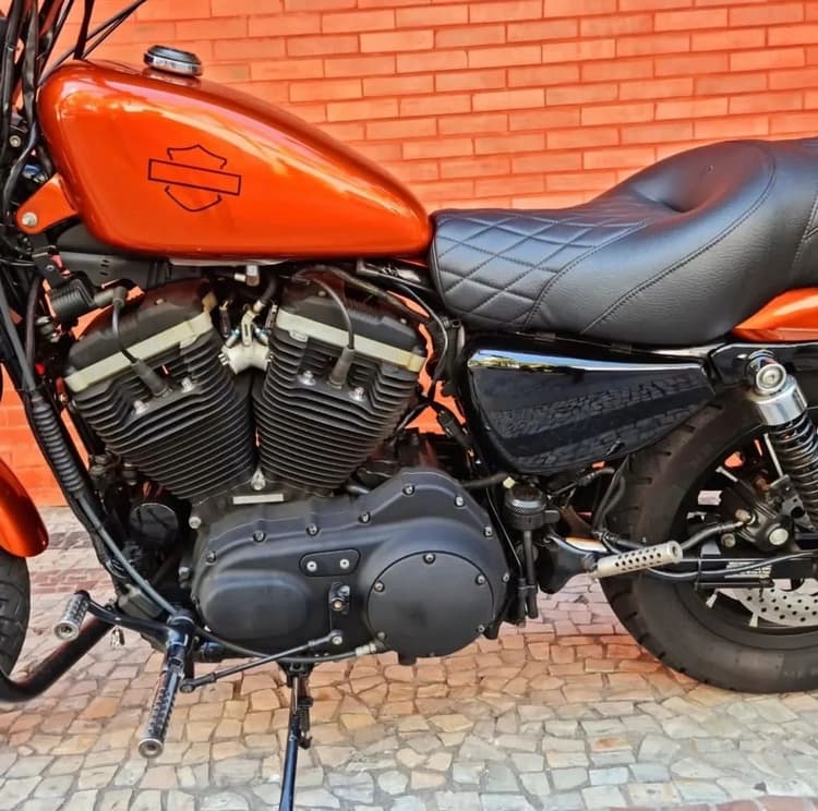 Harley 883R 2008
