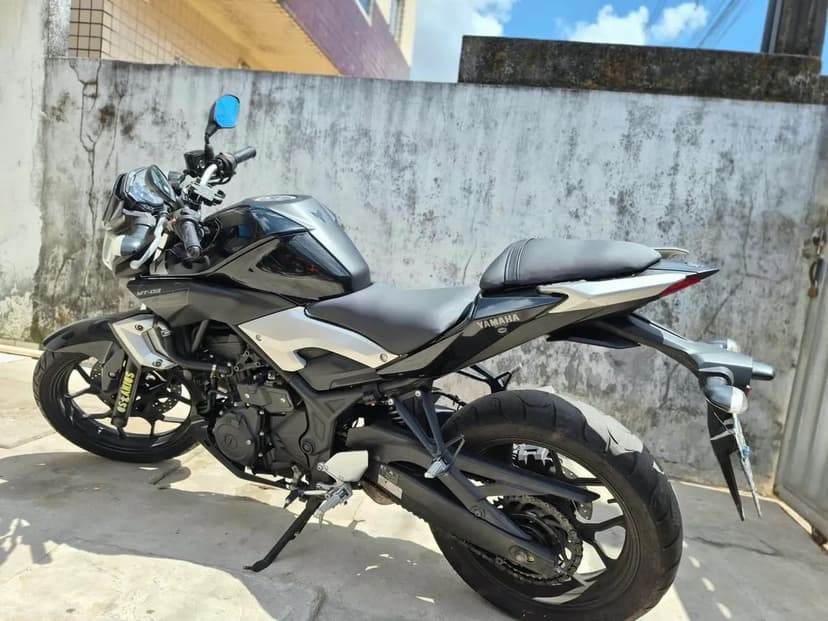 Yamaha mt03
