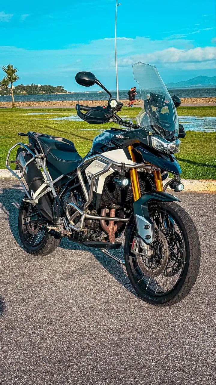 Triumph Tiger 900 Rally Com Acessórios