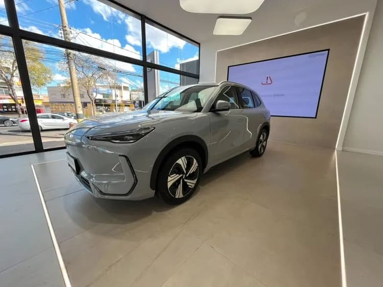 Geely EX5 MAX (elétrico) 2026
