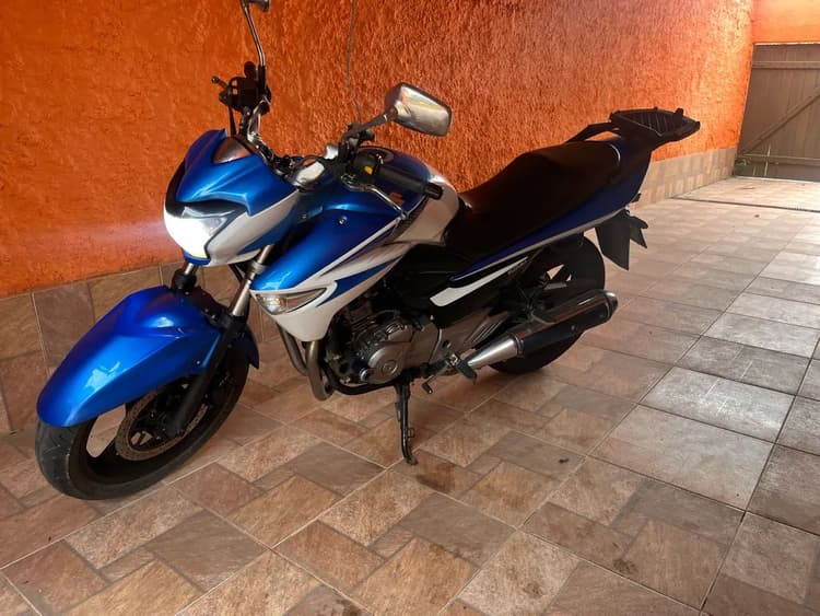 Inazuma 250 cc 