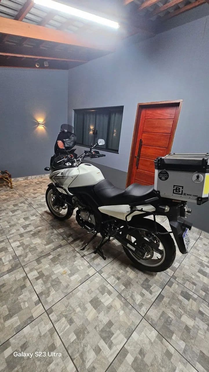 Vstron 650 