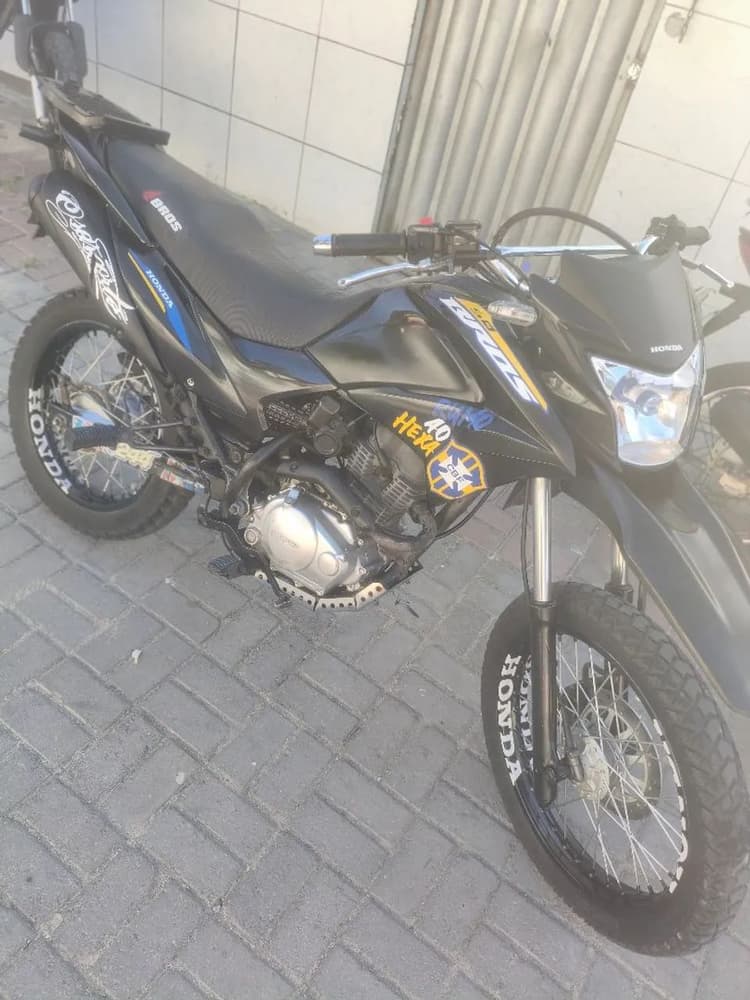 Bros 150 