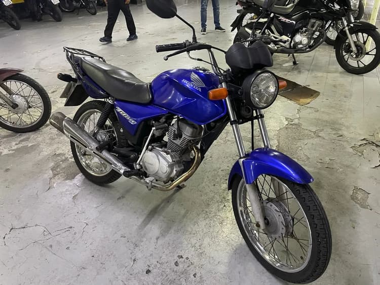 Titan 150