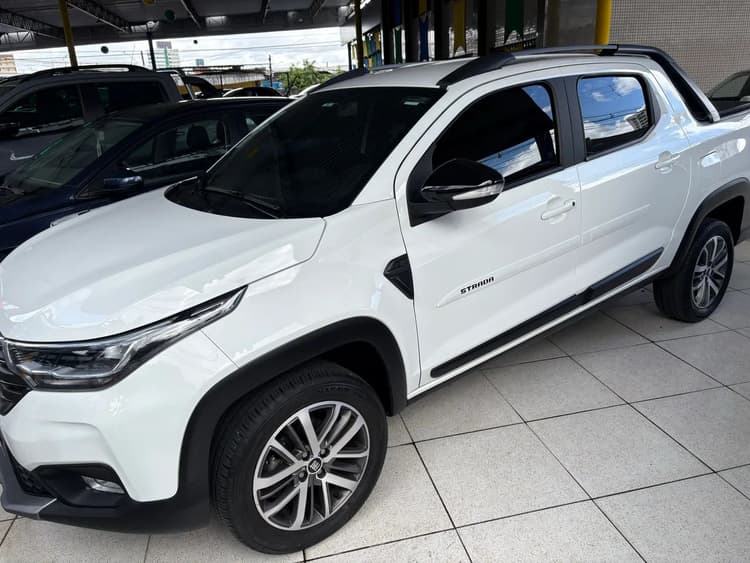Fiat Strada Volcano 1.3 Flex 8V CD 2026