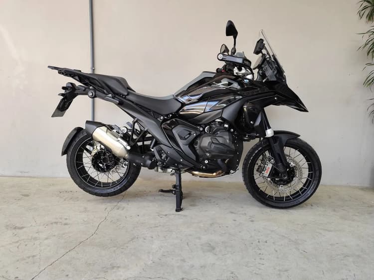Gs 1300 triploblack 2025