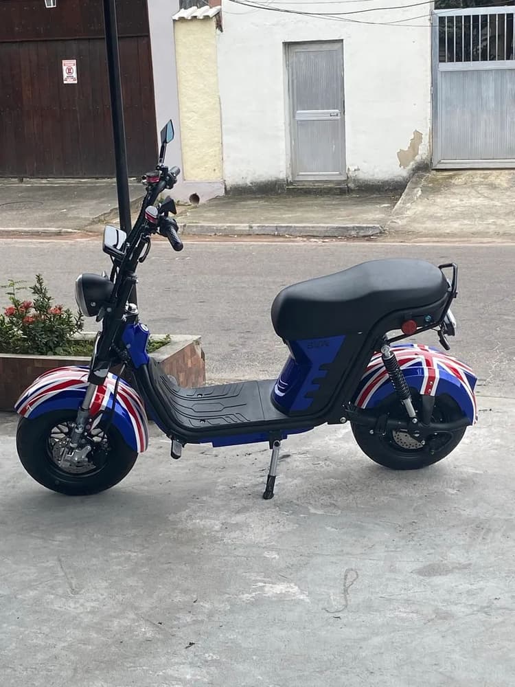 X12 Moto chefe 