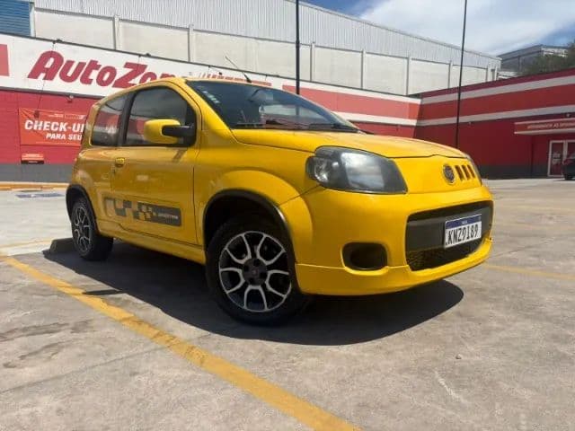 Fiat Uno Sporting 1.4 EVO Fire Flex 8V 2P 2012