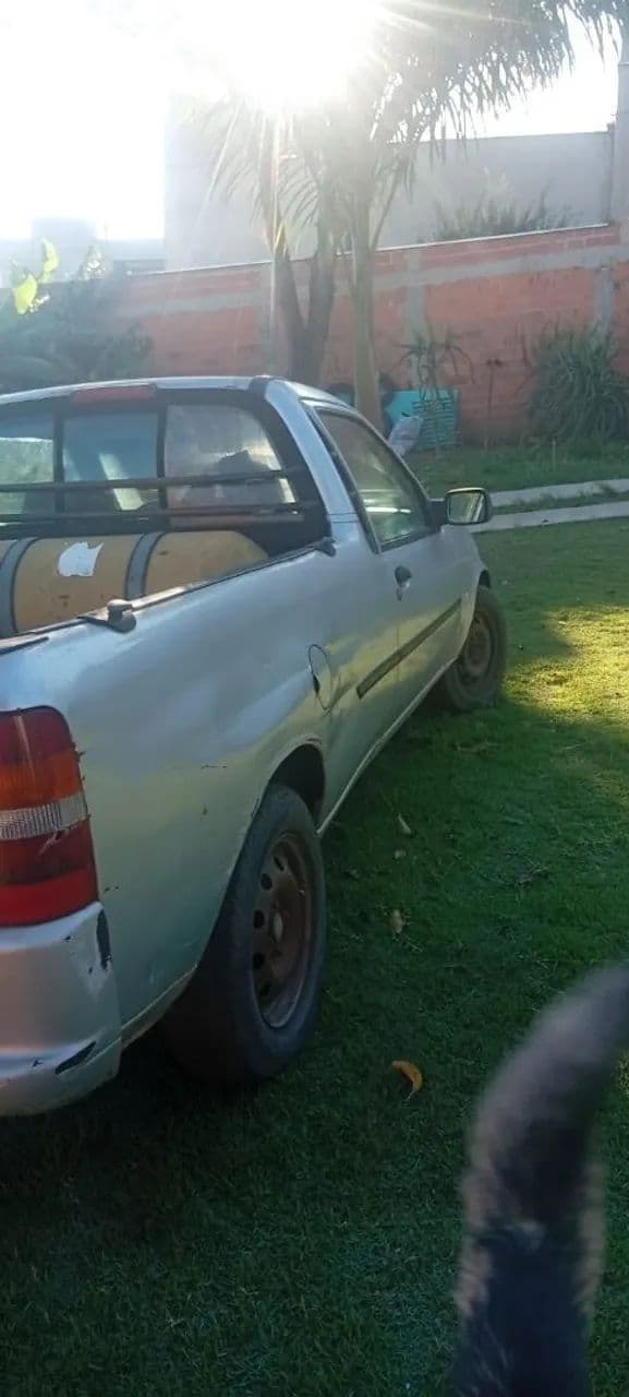 Ford Courier 1.6 L/ 1.6 Flex 2004