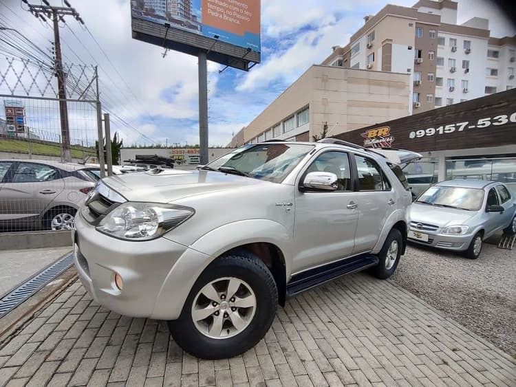 HILUX SW4 SRV