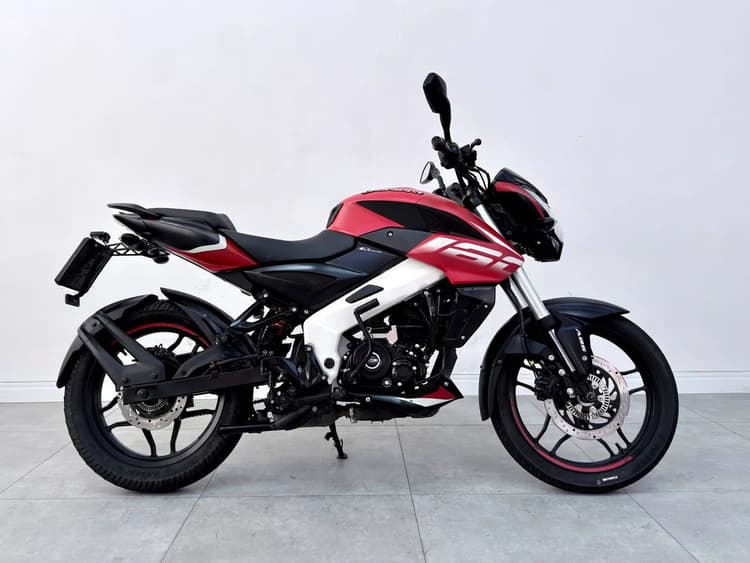 BAJAJ DOMINAR 160 ABS