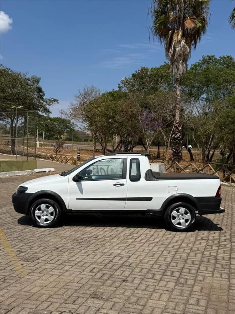 Fiat Strada Working 1.4 MPI Fire Flex 8V CE 2012