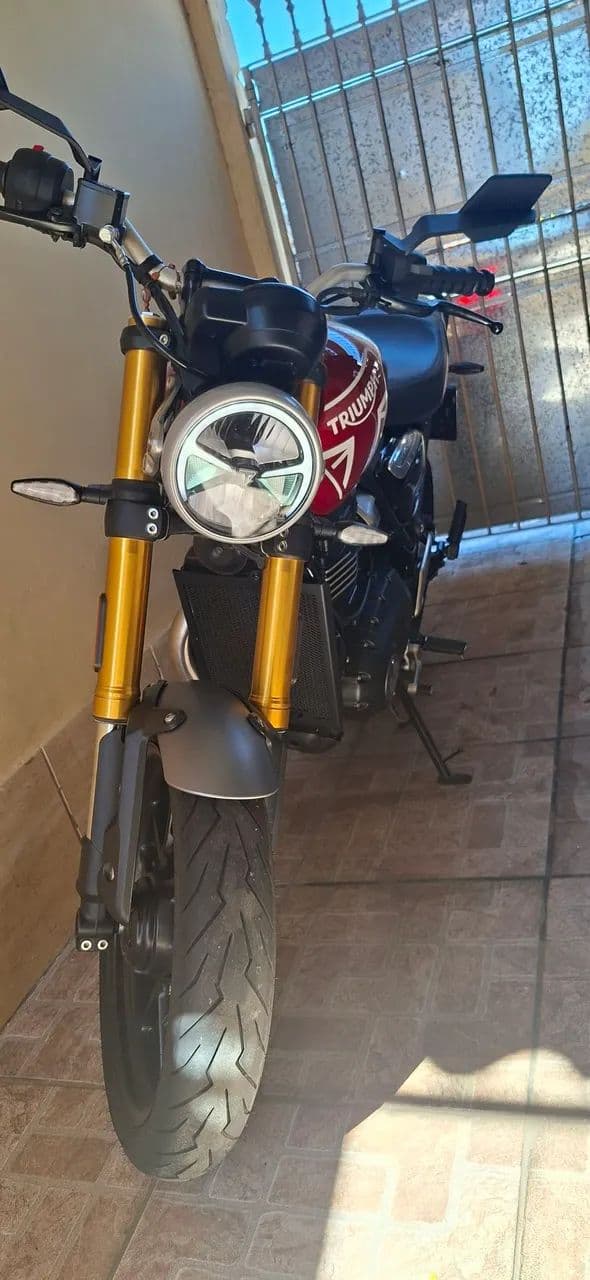 Speed 400 triumph 