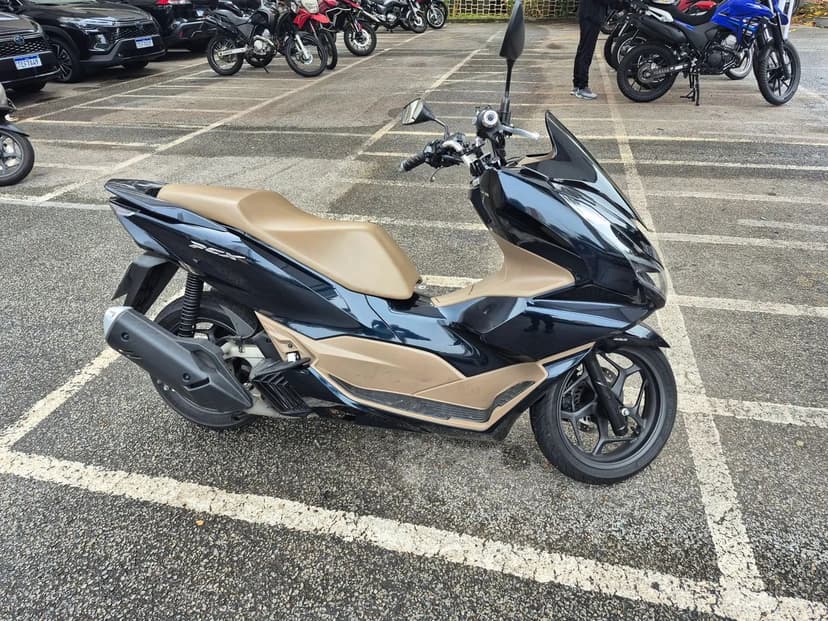 Pcx muito nova
