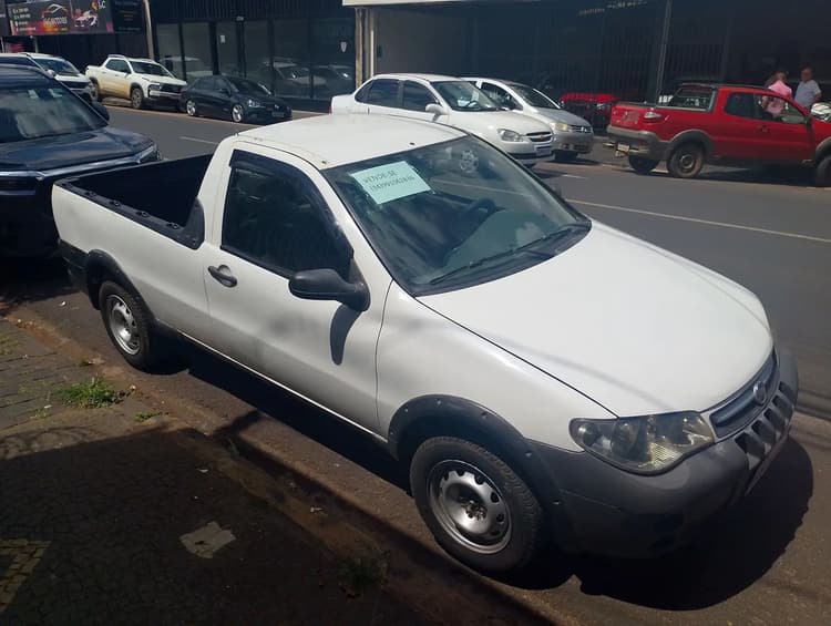 Fiat Strada 1.4 MPI Fire Flex 8V CS 2011