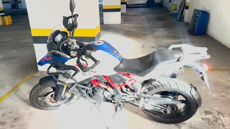 VENDO ESSA BMW?