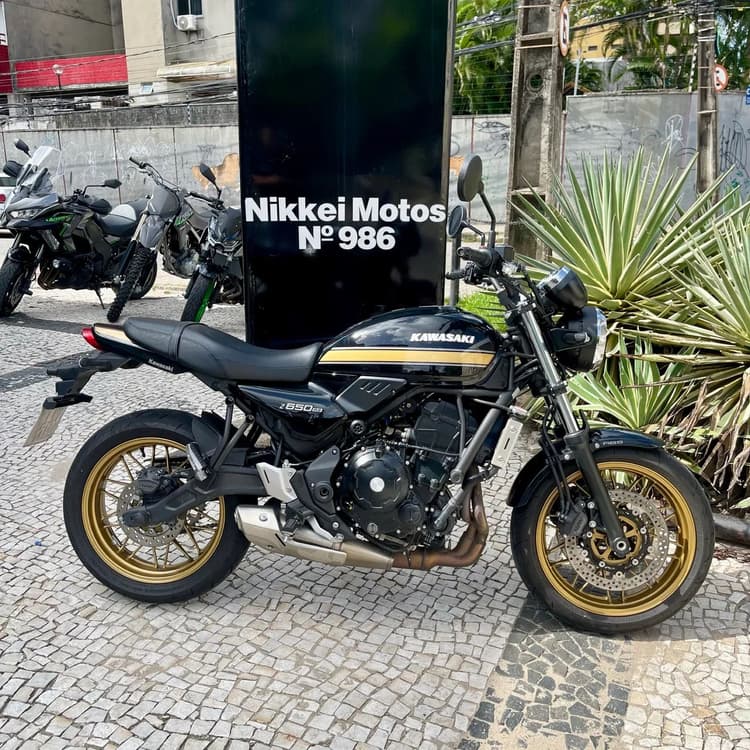 Kawasaki Z 650 RS 