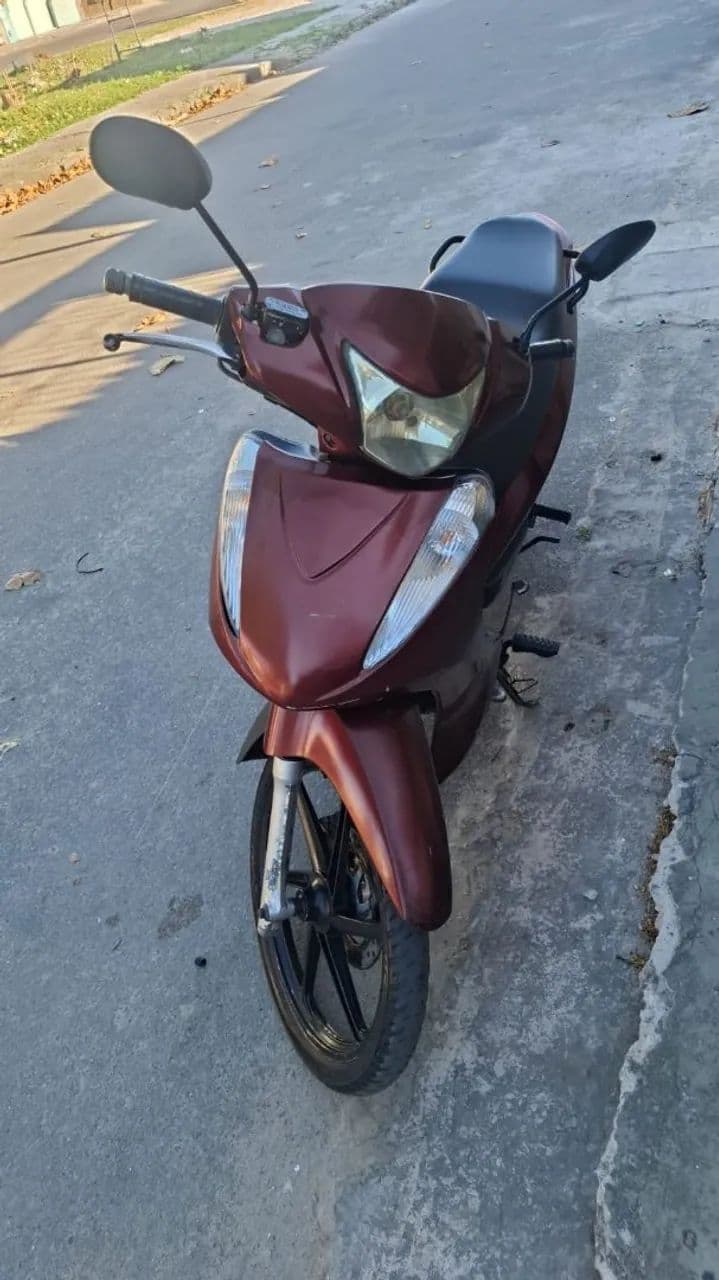 BIZ 125 EX 2012 