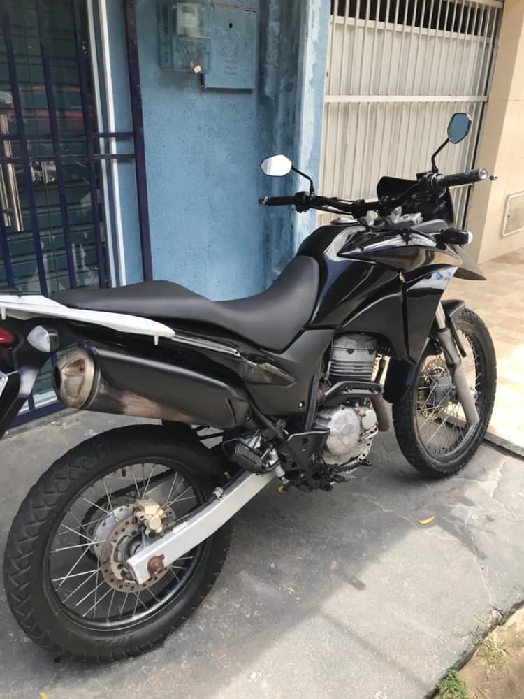 XRE 300 2014 