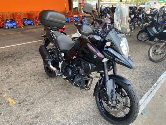 Linda Vstrom 1000 18/19 - Abaixo da Fipe