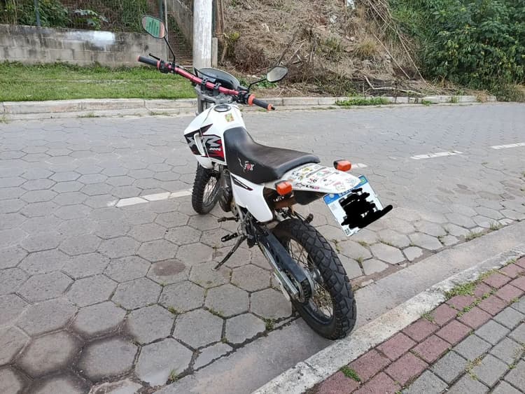 XR 200R
