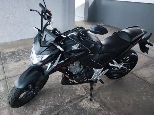 Cb 300F 2024