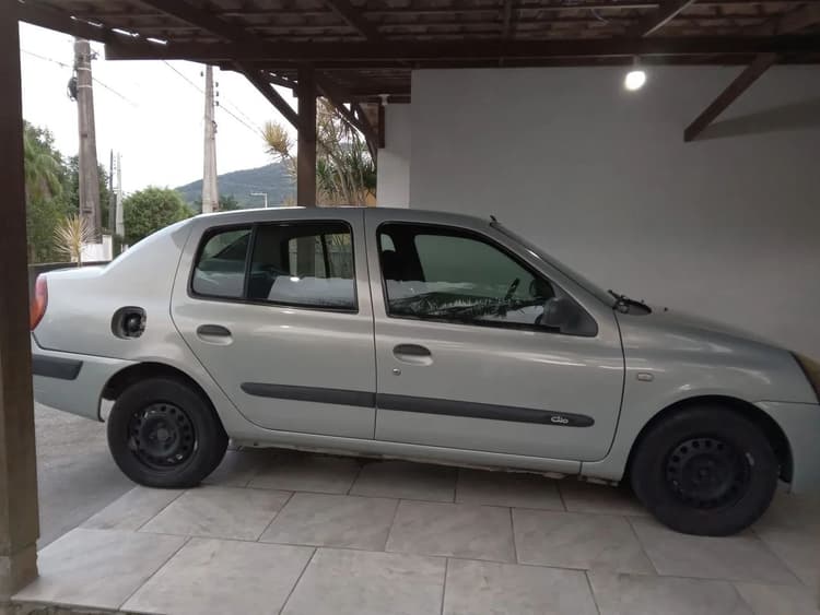 Renault Clio RN/ Expression 1.6 16V 5P 2003