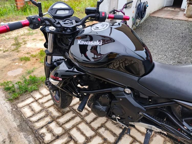 Kawasaki er6n 