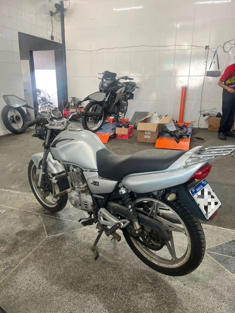 Moto pronta para transferir.