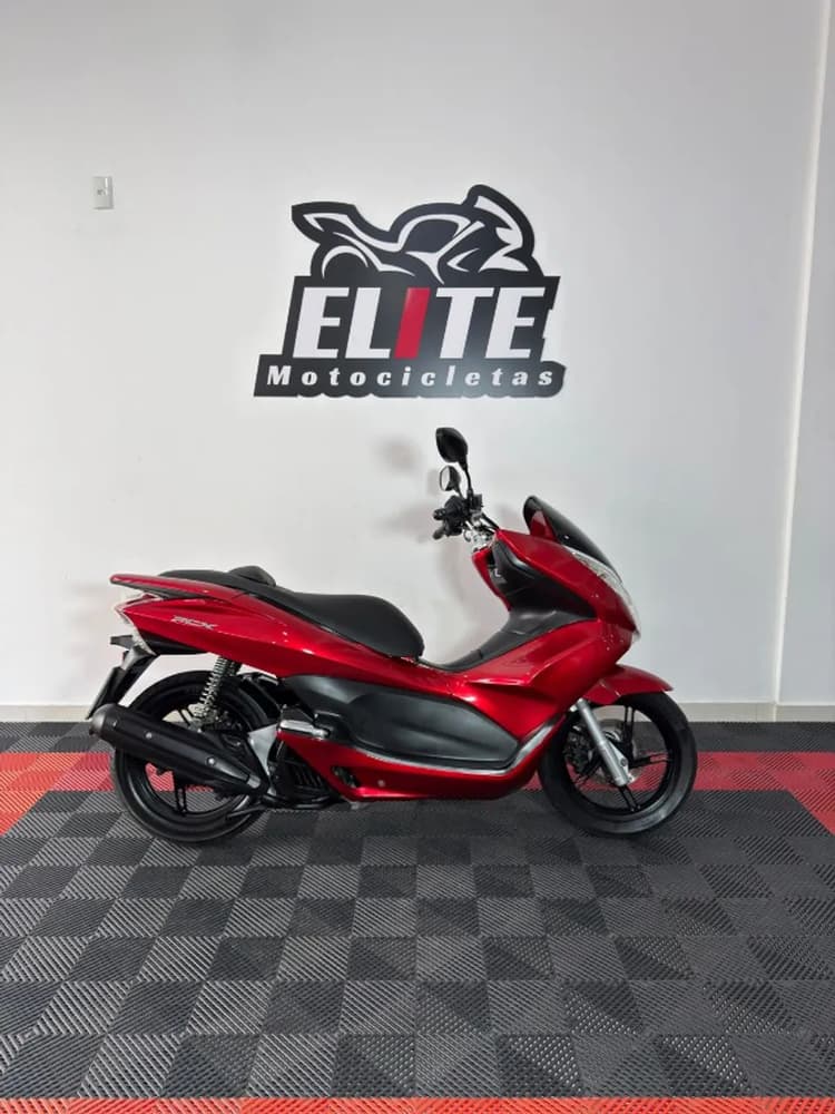 Honda PCX 150 Vermelha 2014 