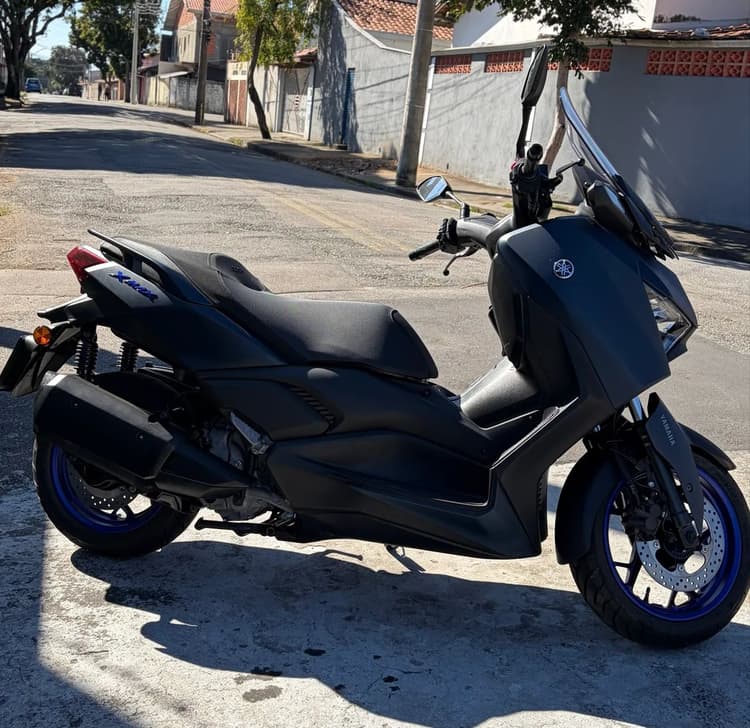 XMAX 250 Connected 25/25