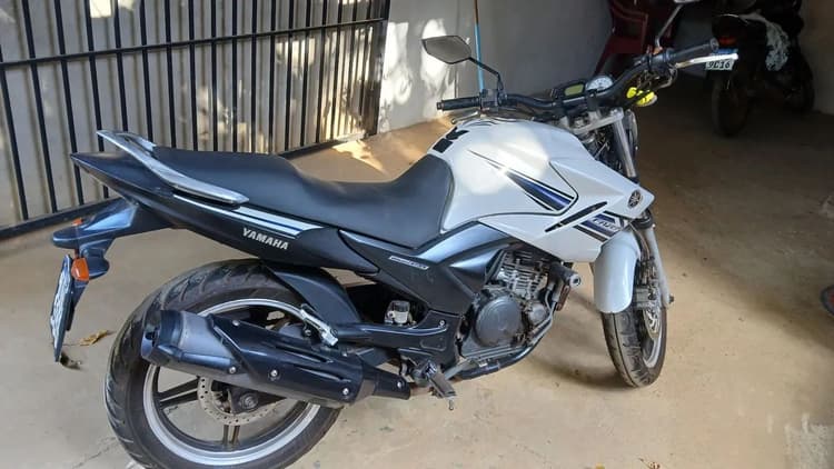 Fazer 250