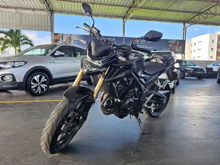 HONDA CB 500F 2024