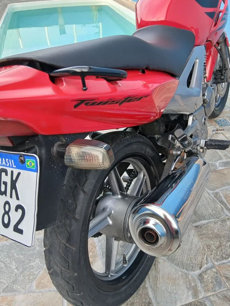Vendo cbx twister 