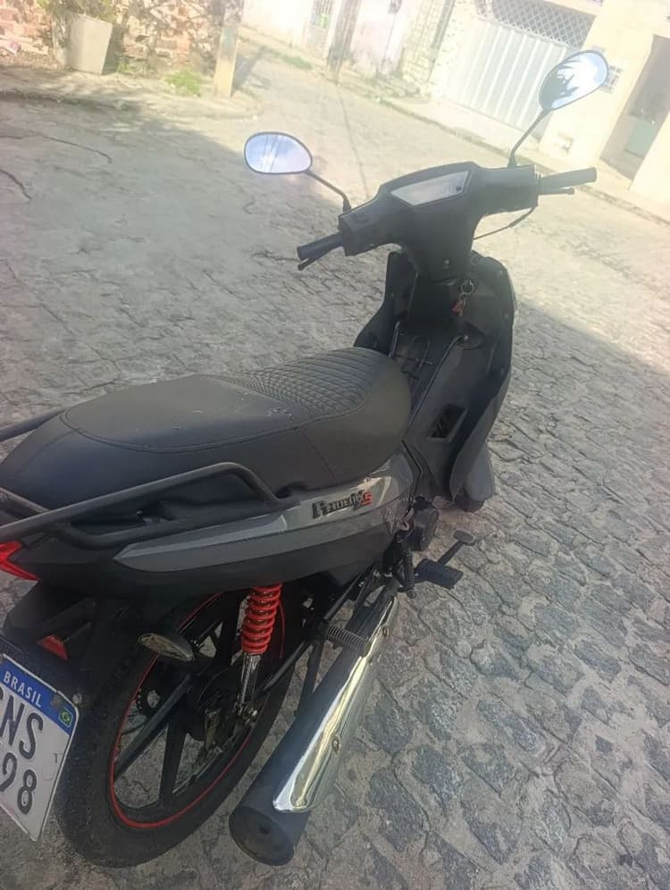 Moto Phoenix s 2024