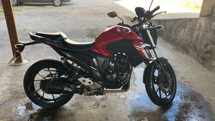 FZ25 2024