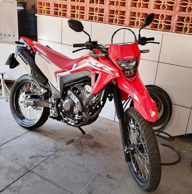 Xr tornado 300