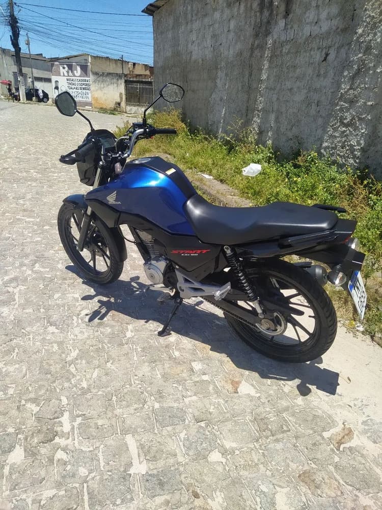 DISPONÍVEL A VENDA 