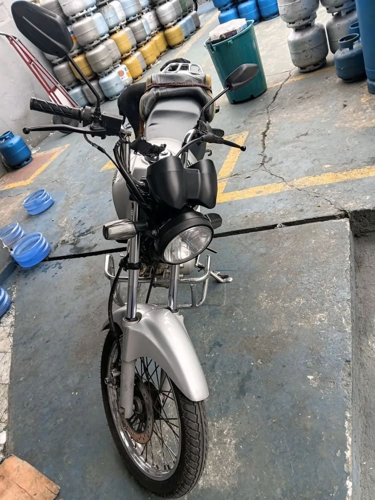 Titan 150